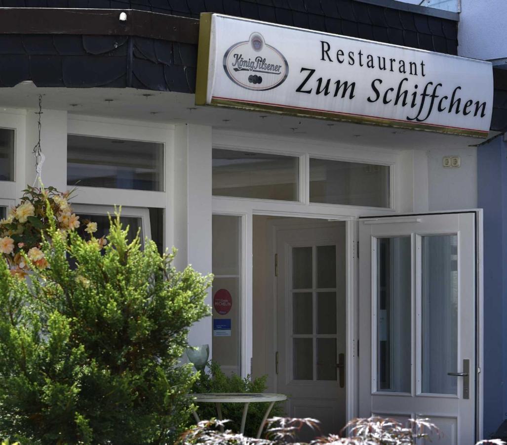 Hotel Restaurant Zum Schiffchen Maintal Exterior photo